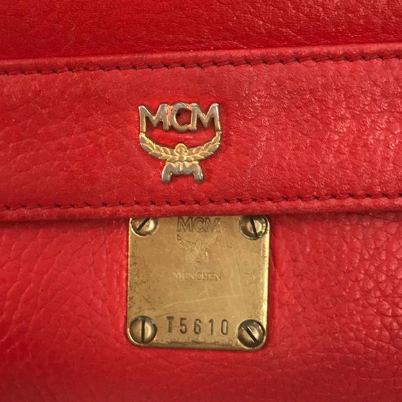 MCM (MICHEAL CORMER MILAN) AUTHENTIC RED LEATHER BAG - Picture 6 of 14